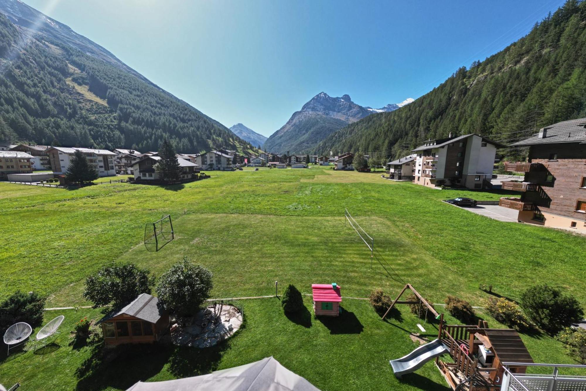 Haus Samurai Saas-Grund Bagian luar foto