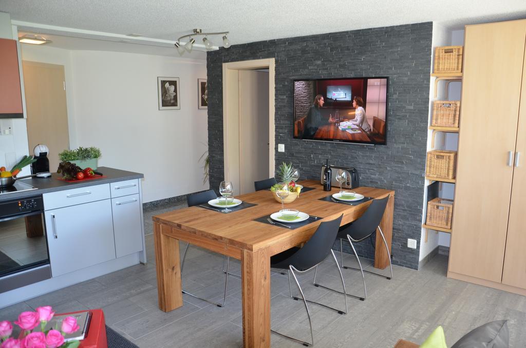 Haus Samurai Saas-Grund Ruang foto